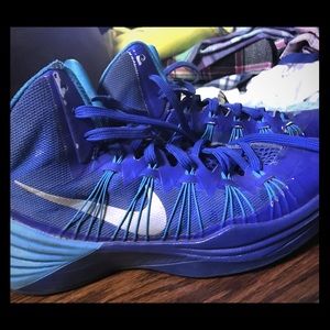 Nike hyperdunk basketball sneakers